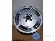 Felge von einem Mercedes C-Klasse