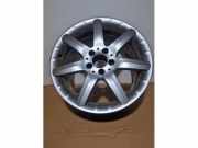 Felge von einem Mercedes C-Klasse