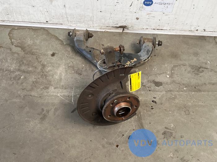 Achsschenkel links vorne von einem Mercedes Vito