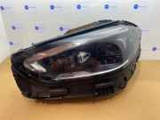 Scheinwerfer links von einem Mercedes C-Klasse