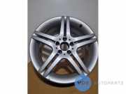 Felge von einem Mercedes C-Klasse