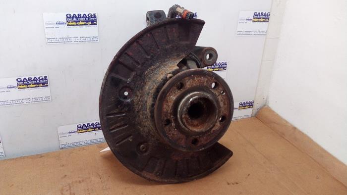 Achsschenkel links vorne von einem Mercedes Vito