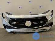 Stoßstange vorne von einem Mercedes EQA