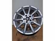 Felge von einem Mercedes SLK