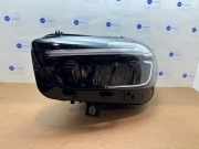 Scheinwerfer links von einem Mercedes B-Klasse