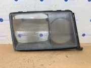 Scheinwerferglas rechts von einem Mercedes E-Klasse