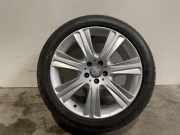 Felge + Reifen von einem Mercedes S-Klasse
