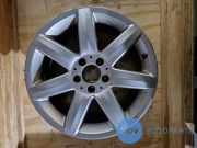 Felge von einem Mercedes SL