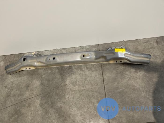 Chassisstreifen vorne von einem Mercedes Sprinter