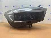 Scheinwerfer rechts von einem Mercedes B-Klasse