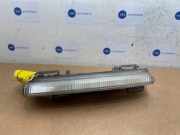 Tageslicht links von einem Mercedes E-Klasse