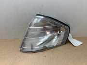 Richtungsanzeiger links von einem Mercedes SL