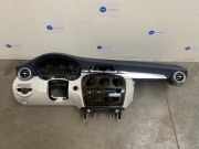 Armaturenbrett von einem Mercedes C-Klasse