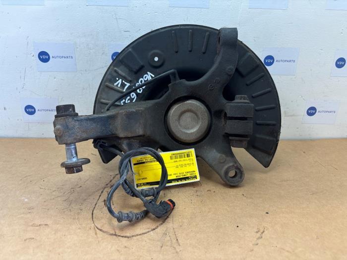 Achsschenkel links vorne von einem Mercedes Vito