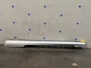 Schwelle links von einem Mercedes E-Klasse (775)