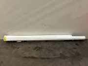 Schwelle rechts von einem Mercedes C-Klasse