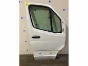 Tür 4-türig rechts vorne von einem Mercedes Sprinter