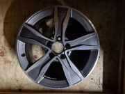 Felge von einem Mercedes C-Klasse