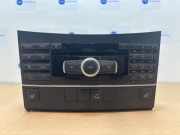 Radio von einem Mercedes E-Klasse