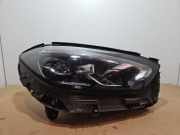 Scheinwerfer rechts von einem Mercedes C-Klasse