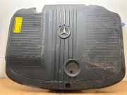 Abdeckblech Motor von einem Mercedes E-Klasse
