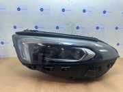 Scheinwerfer links von einem Mercedes A-Klasse