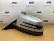 Außenspiegel links von einem Mercedes E-Klasse