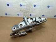 Motorhaube Scharnier von einem Mercedes S-Klasse