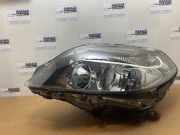 Scheinwerfer links von einem Mercedes B-Klasse