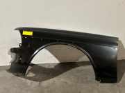 Kotflügel links vorne von einem Mercedes 200 - 500