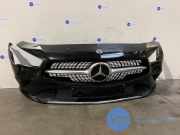 Stoßstange vorne von einem Mercedes CLA (696)