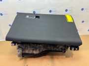 Handschuhfach von einem Mercedes S-Klasse