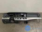 Armaturenbrett von einem Mercedes E-Klasse