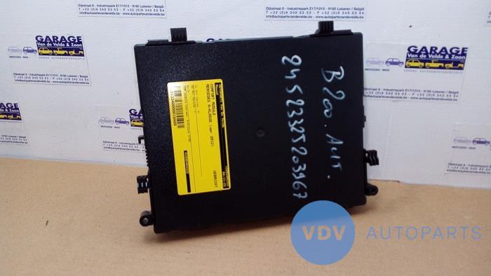 Komfort-Modul von einem Mercedes A-Klasse