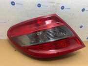 Rücklicht links von einem Mercedes C-Klasse (792)