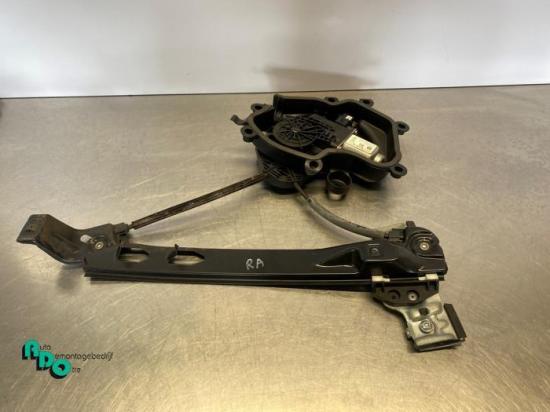 Fensterheber rechts hinten Seat Ibiza IV ST 6J 6R0959812D Bild Fensterheber rechts hinten Seat Ibiza IV ST 6J 6R0959812D