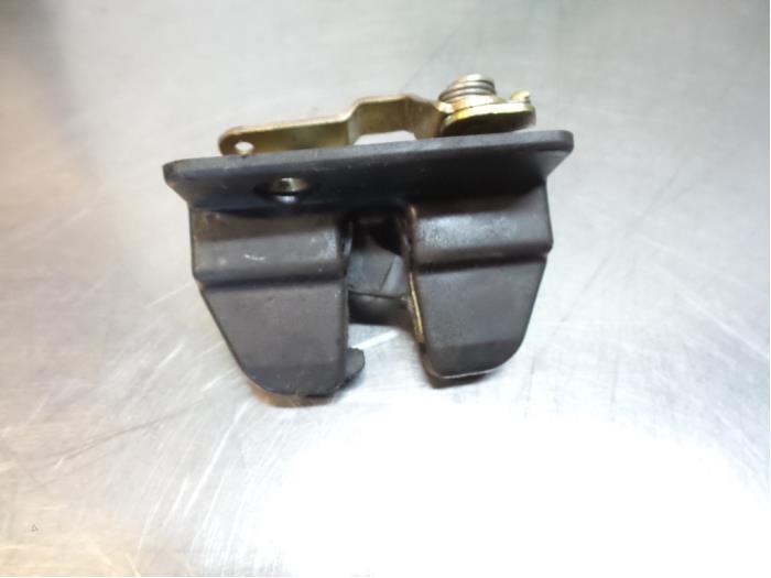 Klappenschlosszug VW Transporter T4 Kasten 701827162 Bild Klappenschlosszug VW Transporter T4 Kasten 701827162