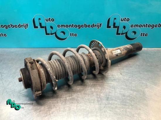 Federbein links vorne VW Golf VI 5K 1K0413031BH Bild Federbein links vorne VW Golf VI 5K 1K0413031BH