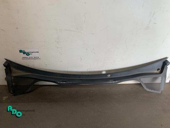Grill Windlauf Seat Ibiza IV ST 6J 6J1853185A Bild Grill Windlauf Seat Ibiza IV ST 6J 6J1853185A