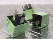 Relais Multifunktionsrelais Schließrelais 3St. BMW 3er E46 8373700