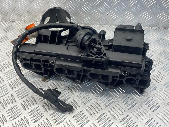 Ansaugbrugge von einem Mercedes C-Klasse