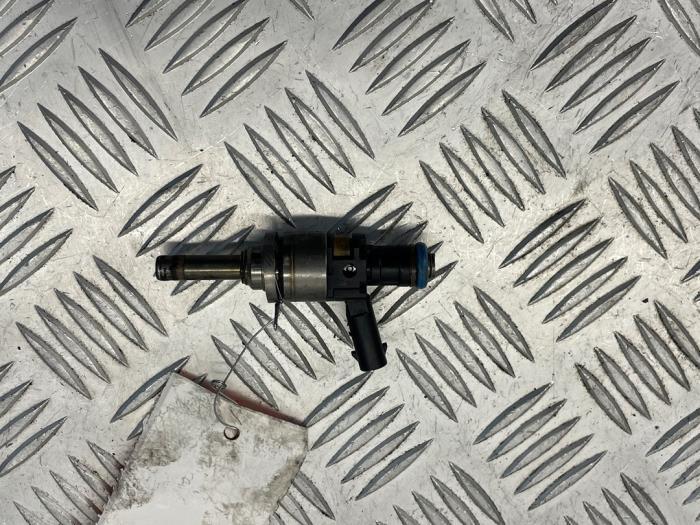 Injektor (Benzineinspritzung) von einem Mercedes E-Klasse