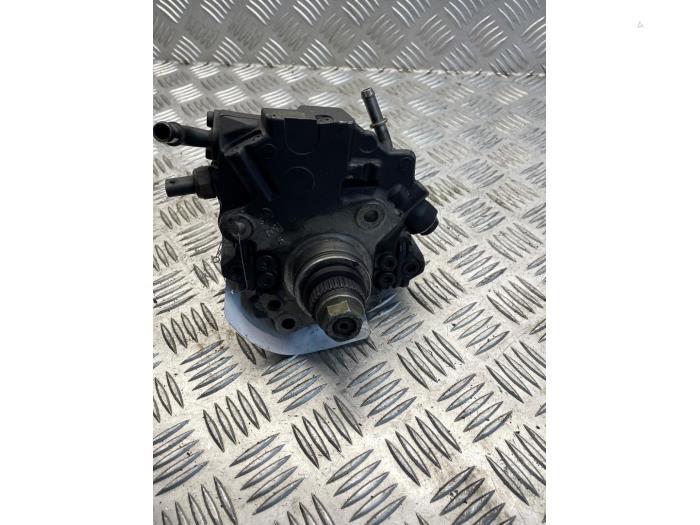 Kraftstoffpumpe Mechanisch von einem Mercedes Vito