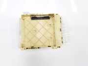 Sicherungskasten RELAIS 8273012X70A Toyota Auris (E18) Schr?gheck 5-drs 1.8 16V Hybrid (2ZRFXE) 2014