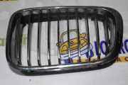 Grill Gitter Links 51138208489 BMW 3 serie (E46/4) Limousine 330d 24V (M57-D30(306D1)) 2001