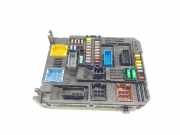 Sicherungskasten RELAIS 9832881080 Peugeot 2008 (UD/UK/UR/US/UX) Großraumlimousine 1.2 VTi 12V PureTech 130 (EB2ADTS(HNS))
