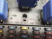 Sicherungskasten RELAIS 24350VC000 Nissan Patrol GR (Y61) Geländewagen 3.0 GR Di Turbo 16V (ZD30DDTi)