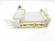 Sicherungskasten RELAIS 8273052F80 Toyota Yaris III (P13) Schrägheck 1.4 D-4D-F (1NDTV) 2012