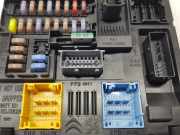 Sicherungskasten RELAIS 9819851280 Peugeot 5008 II (M4/MC/MJ/MR) Gro?raumlimousine 1.6 BlueHDi 120 (DV6FC(BHZ))