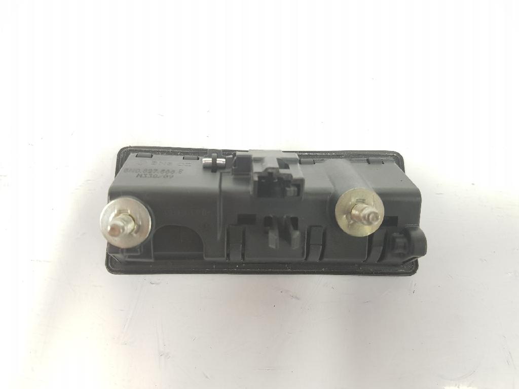 Heckklappengriff 5N0827566B Audi Q5 (8RB) SUV 2.0 TFSI 16V Quattro (CDNC) 2009